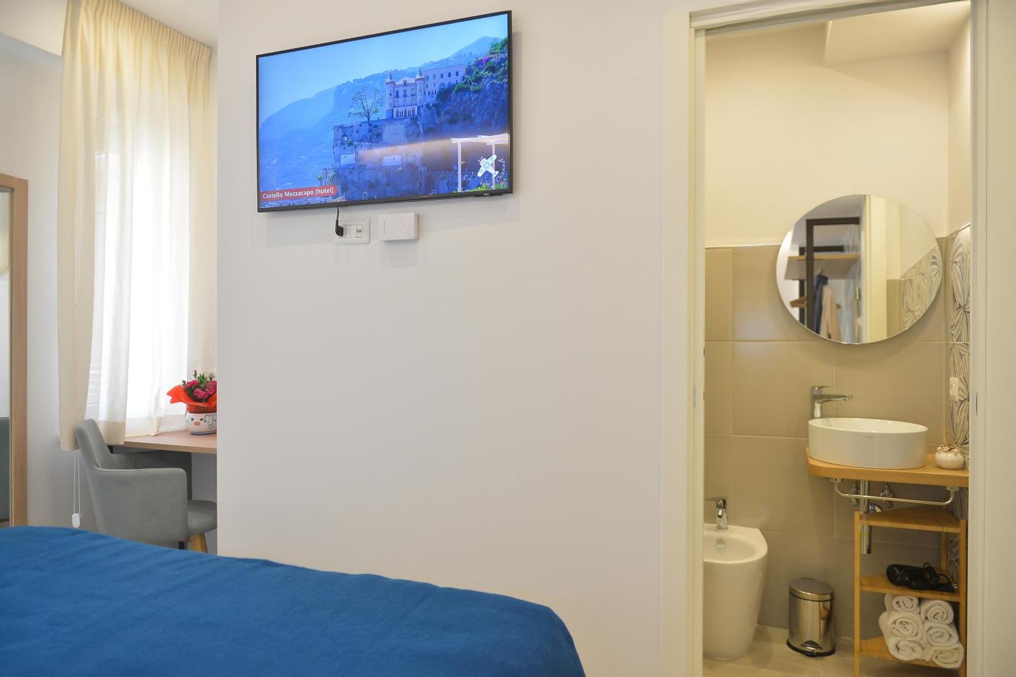 Charming Rooms Amalfi Coast Maiori Exteriör bild