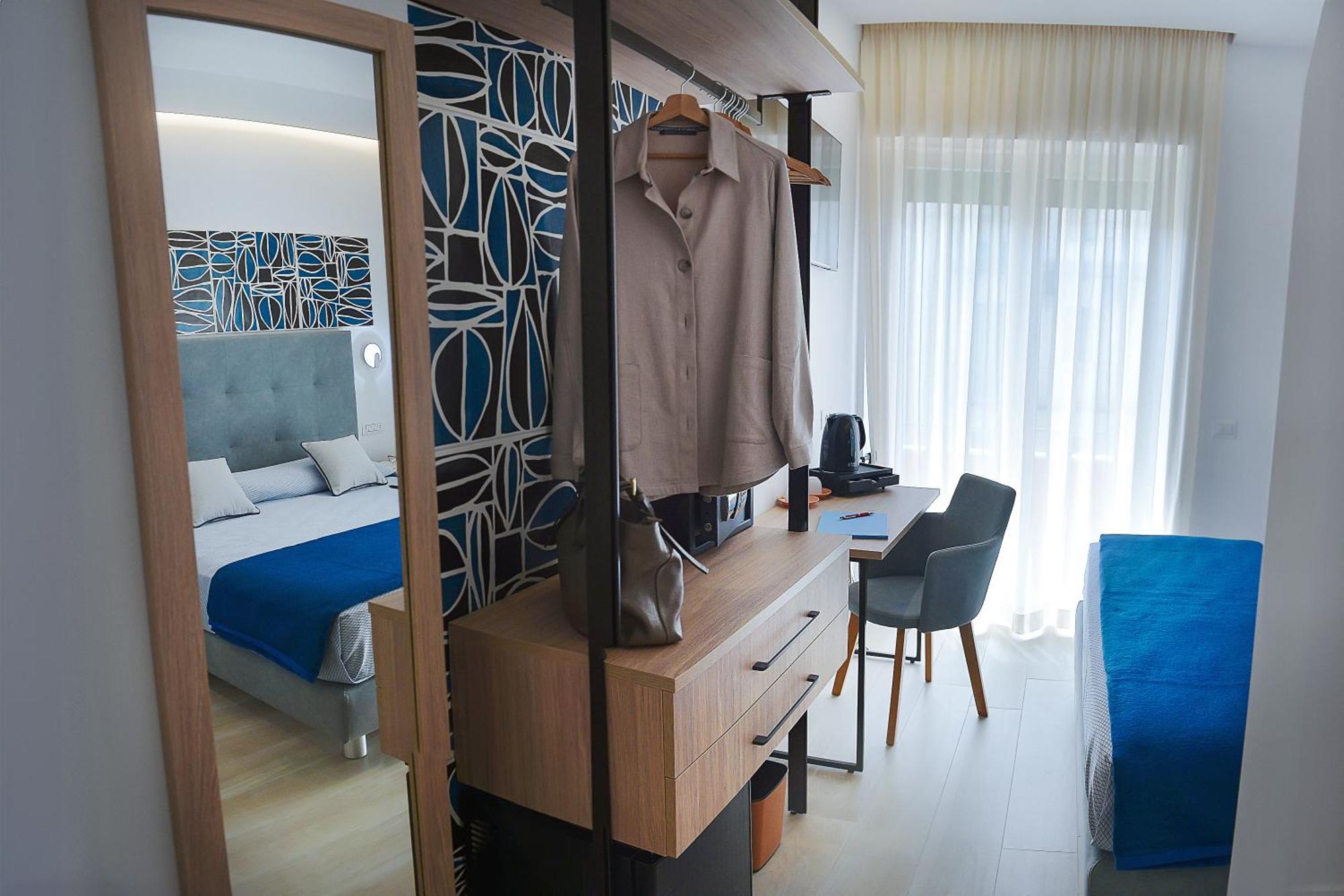 Charming Rooms Amalfi Coast Maiori Exteriör bild