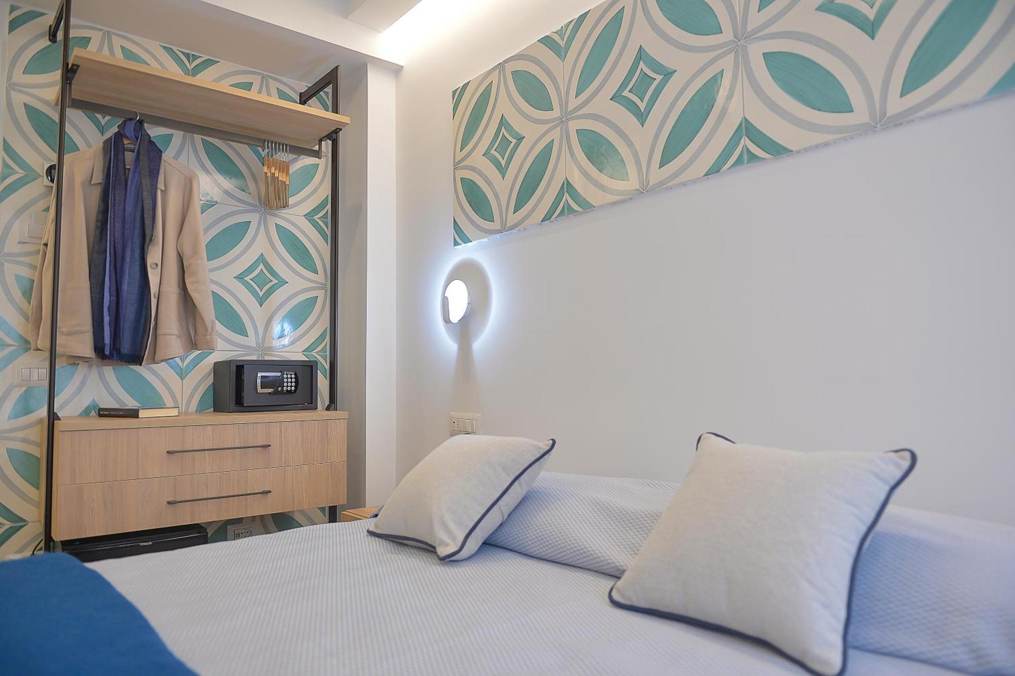 Charming Rooms Amalfi Coast Maiori Exteriör bild